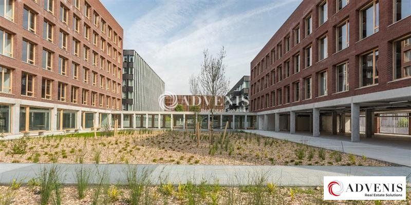 Location bureaux 6067 m² divisibles à partir de 620 m²