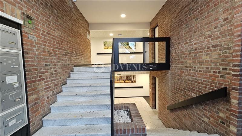 PLATEAU DE BUREAUX PMR / ERP DE 337 M²