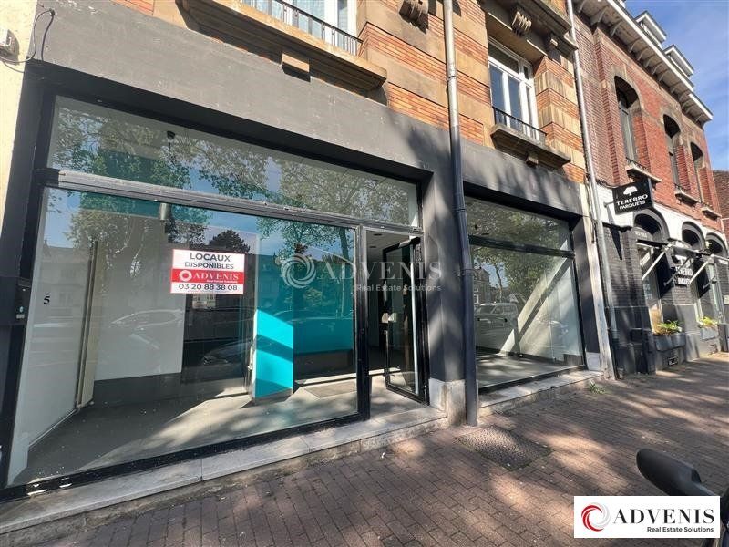 Location local commercial 63 m² non divisibles
