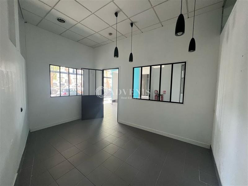 LOCAL COMMERCIAL DE 63 M²