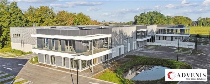 Location entrepot 3017 m² divisibles à partir de 888 m²