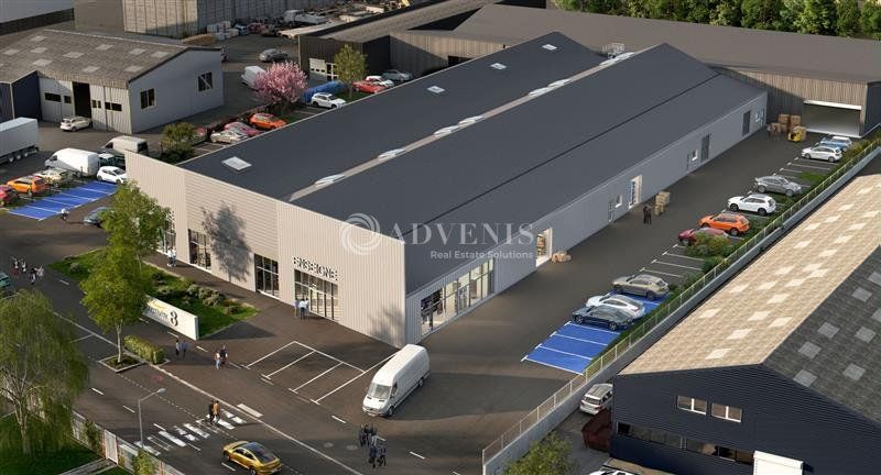 Vente local d''activites 2762 m² divisibles à partir de 202 m²
