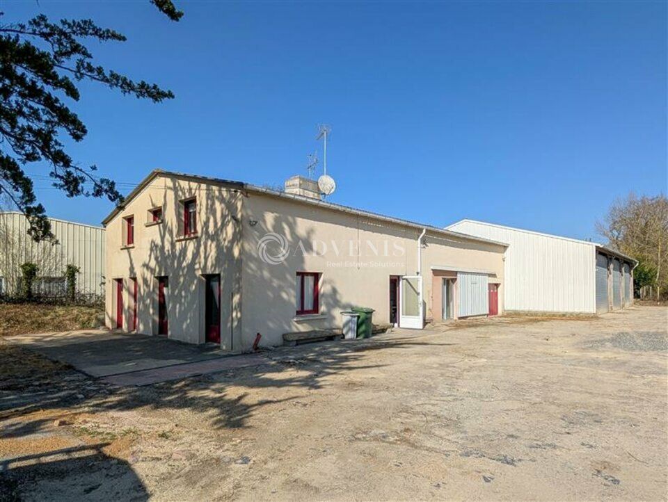 Vente local d''activites 670 m² non divisibles