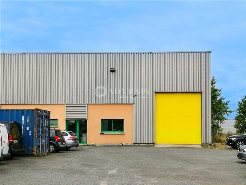 Location local d''activites 350 m² non divisibles
