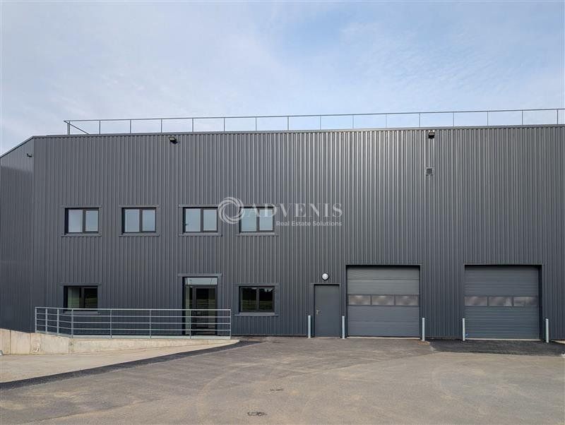Location local d''activites 641 m² non divisibles