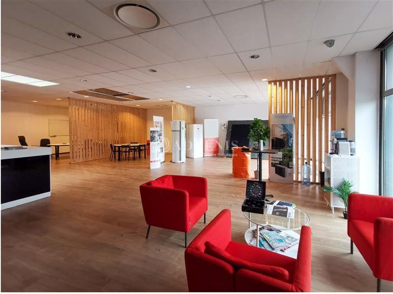 Locaux commerciaux à louer - Belle visibilité