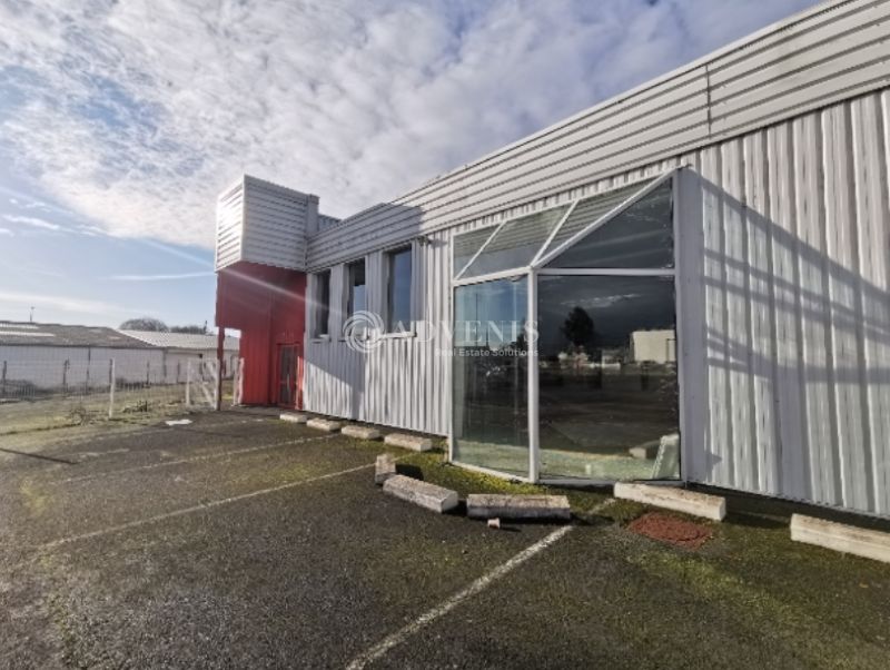 Vente local d''activites 650 m² non divisibles