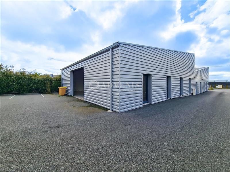 Location local d''activites 169 m² non divisibles