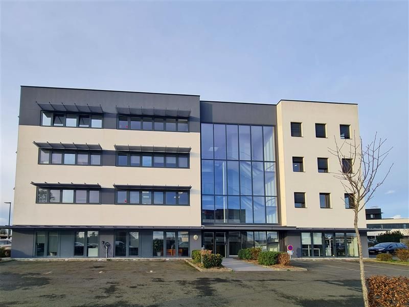 Location bureaux 46 m² divisibles à partir de 14 m²