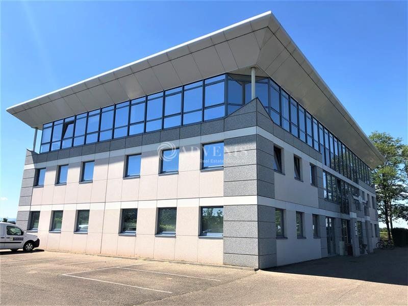 Location bureaux 256 m² divisibles à partir de 118 m²