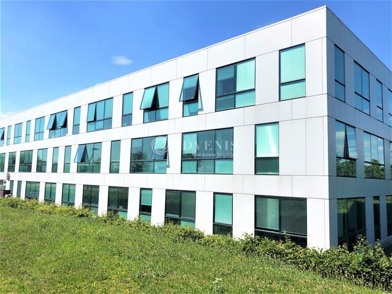 Location bureaux 331 m² divisibles à partir de 110 m²