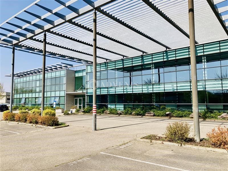 Location bureaux 427 m² divisibles à partir de 170 m²