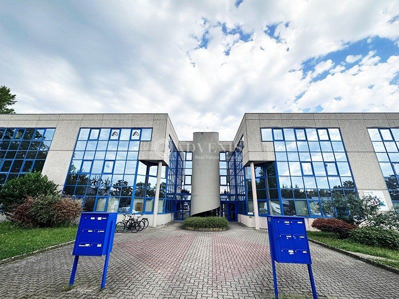 Location bureaux 390 m² non divisibles