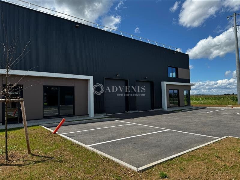 Vente local d''activites 276 m² non divisibles