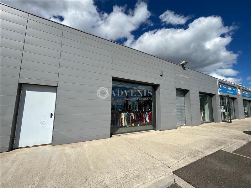 Location local d''activites 400 m² divisibles à partir de 400 m²