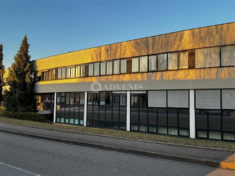 Location bureaux 300 m² divisibles à partir de 300 m²