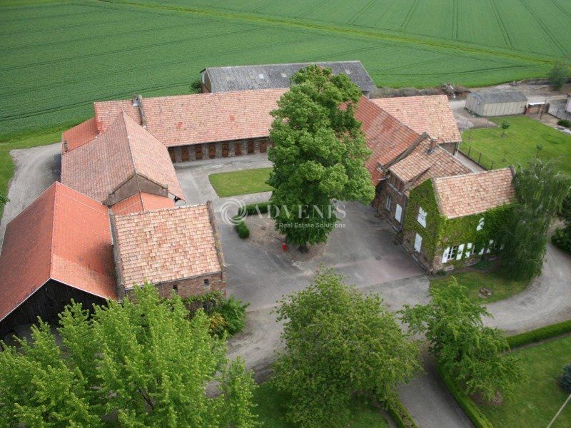 Vente bureaux 1680 m² non divisibles