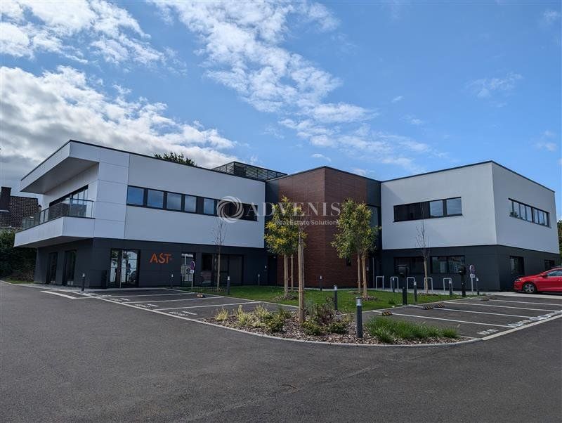 Location bureaux 486 m² divisibles à partir de 62 m²
