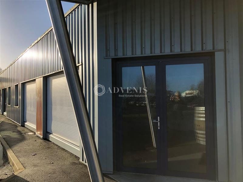 Location local d''activites 310 m² non divisibles