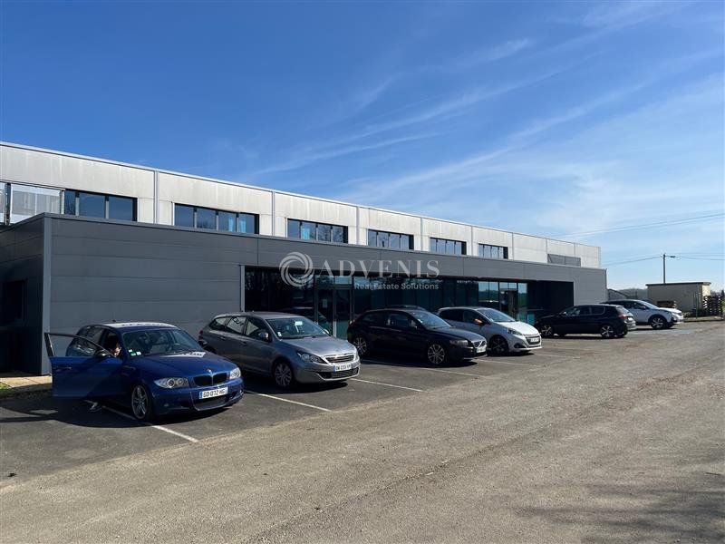 Vente local d''activites 2100 m² non divisibles