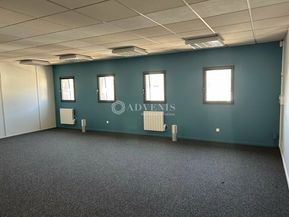 BUREAUX D'ENVIRON 90 M² A LOUER A TOURS CENTRE