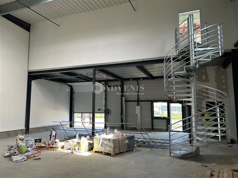 Village d'entreprises, cellules neuves à louer de 235 m² à 393 m²