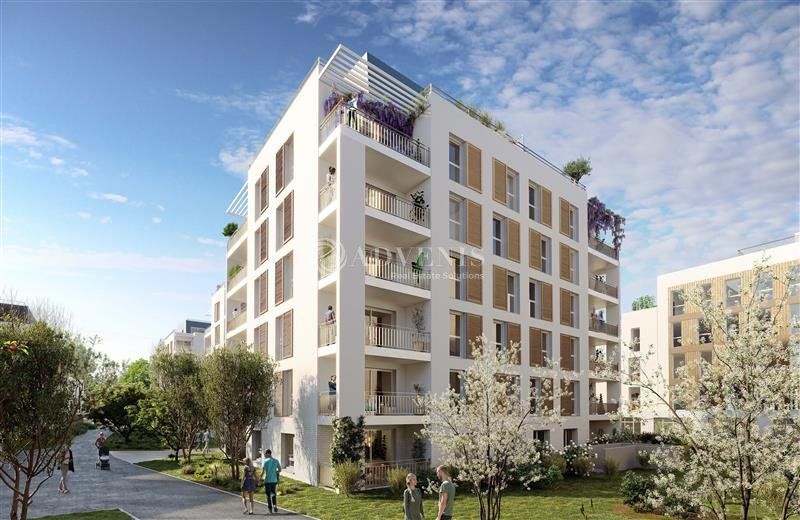 Cellules commerciales d'environ 65 m² à 355 m², à vendre au Nord de Tours