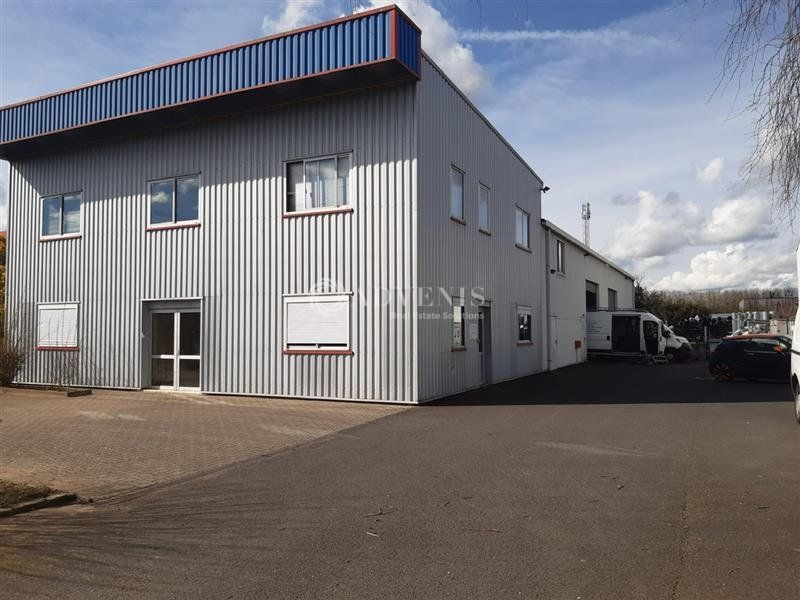 Vente local d''activites 685 m² non divisibles