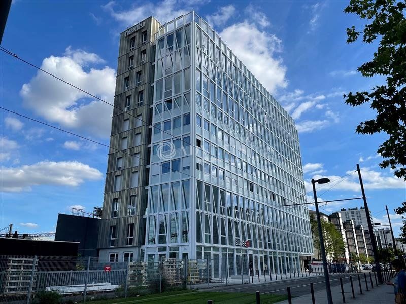 Location bureaux 321.71 m² non divisibles