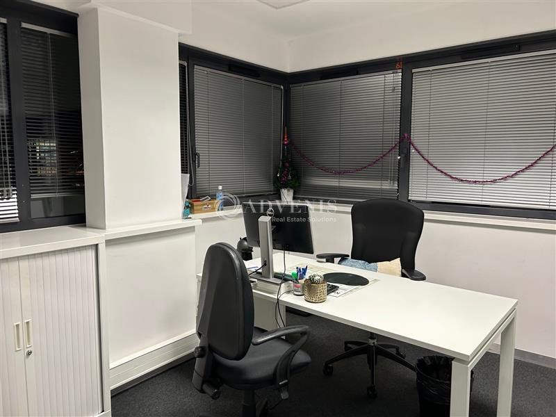 Plateau de bureaux d'environ 148 m², à louer, au cœur des 2 lions