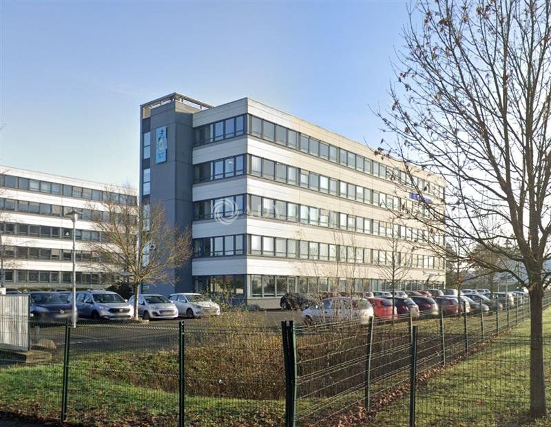 Bureaux d'environ 64 m² au 1er étage, disponibles à la location à Tours Nord