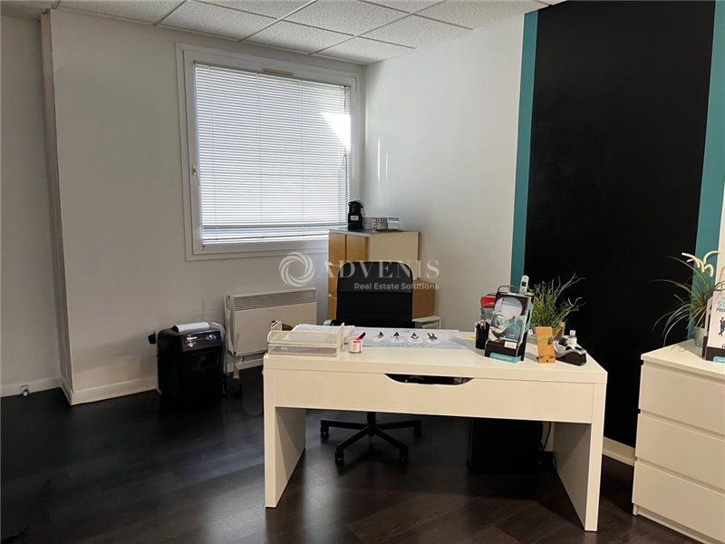 Bureaux d'environ 79 m² à louer à proximité de Tours