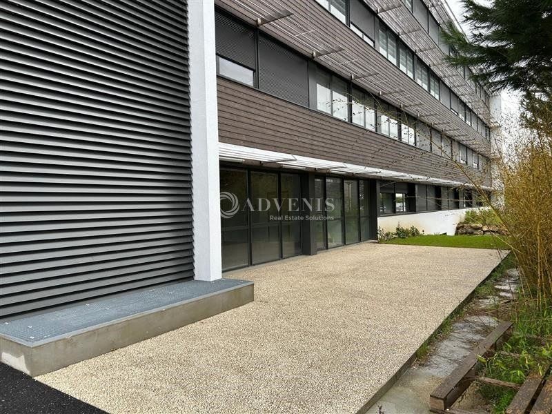 Local commercial pour restauration - 145 m² environ, au sud de tours