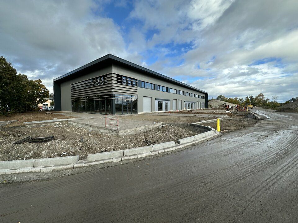 748 m² pour ce local d'activites en vente à Geispolsheim