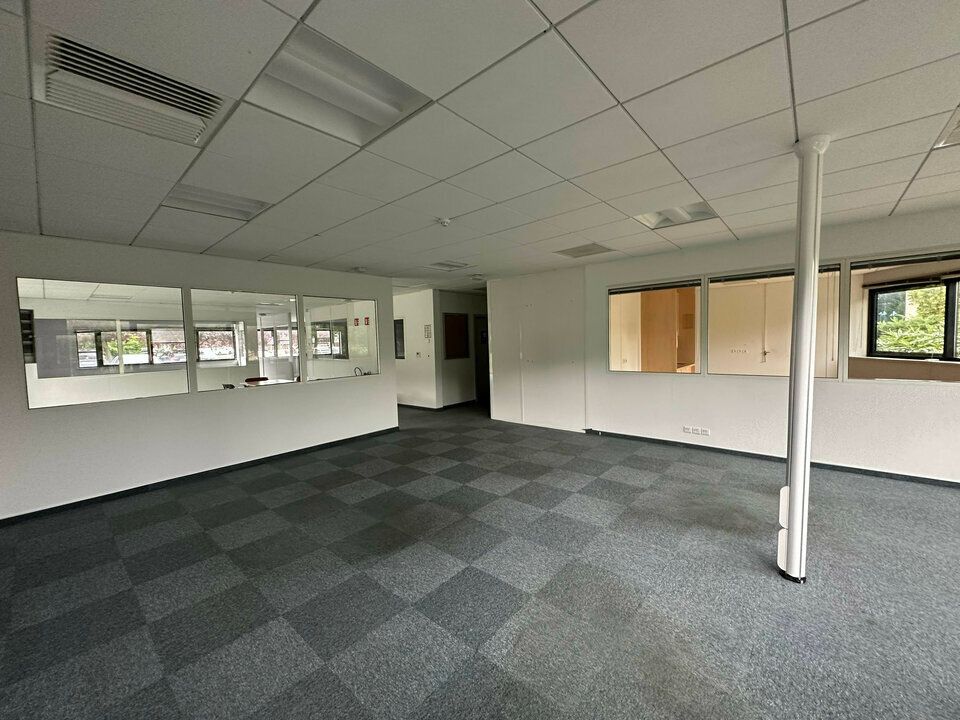 248.71 m² pour ce bureaux en vente à Oberhausbergen