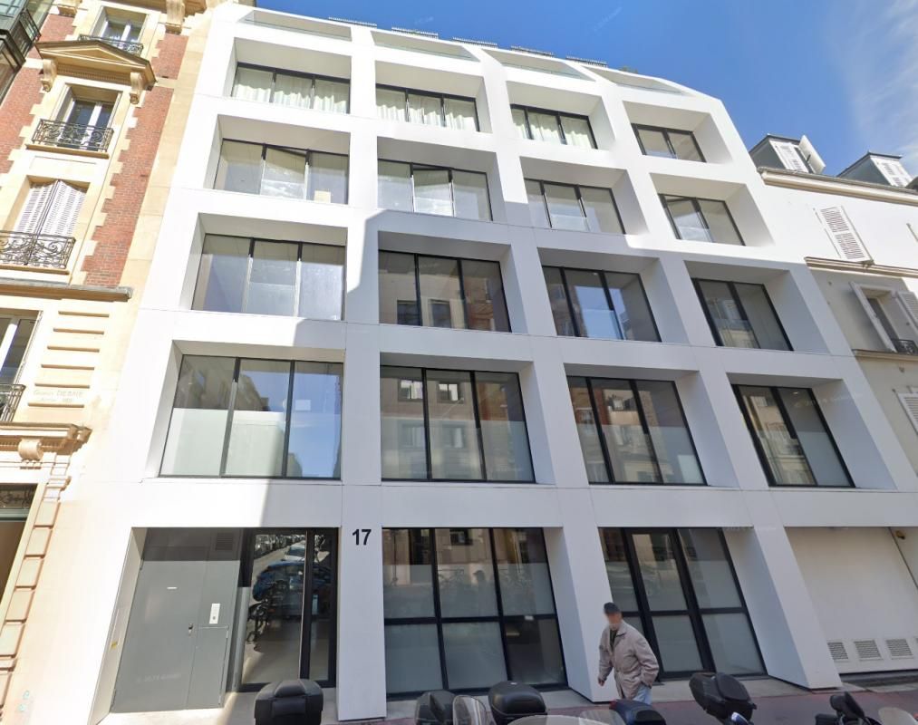 Location bureaux 45 m² non divisibles