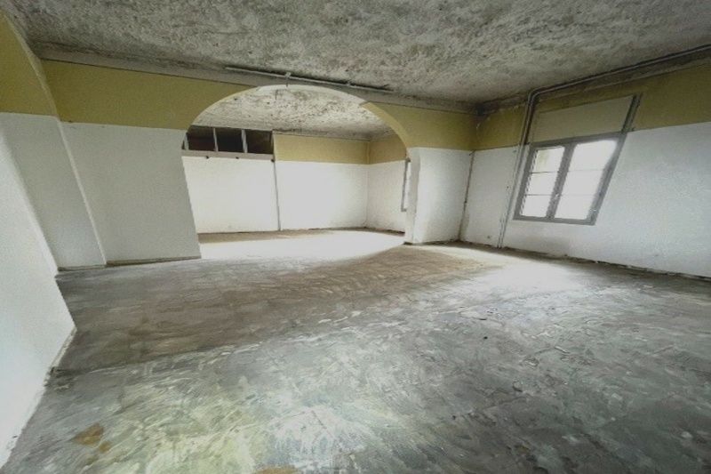 A vendre ou à louer ,524 m² de bureaux divisibles à partir de 118 m²