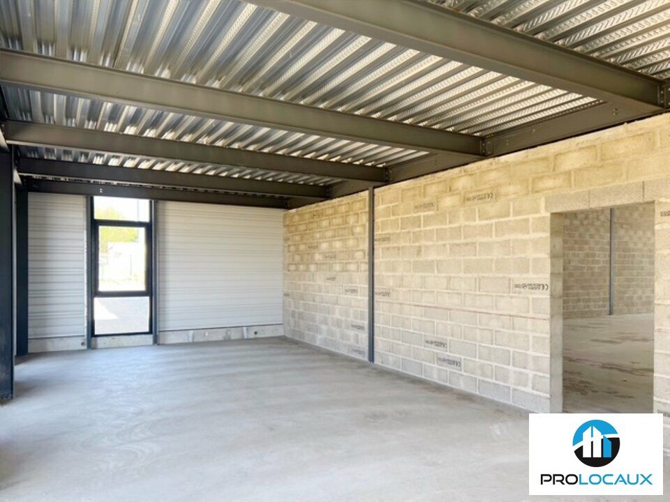 Location local d''activites 386 m² non divisibles
