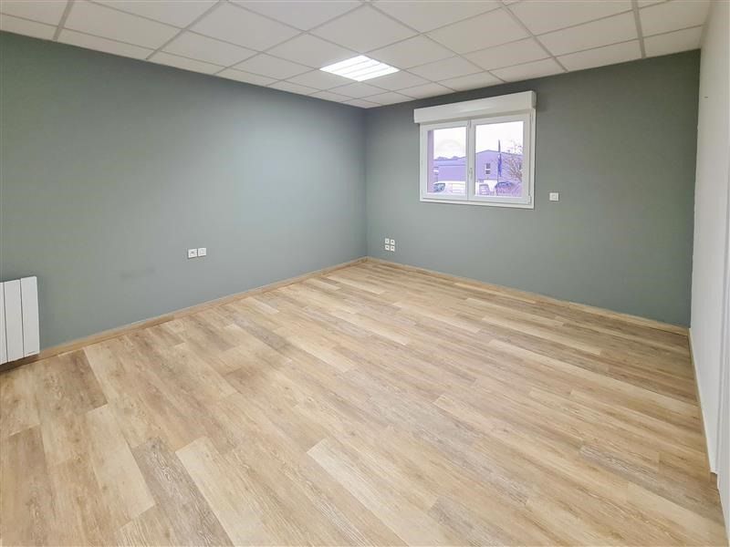 Location bureaux 200 m² non divisibles