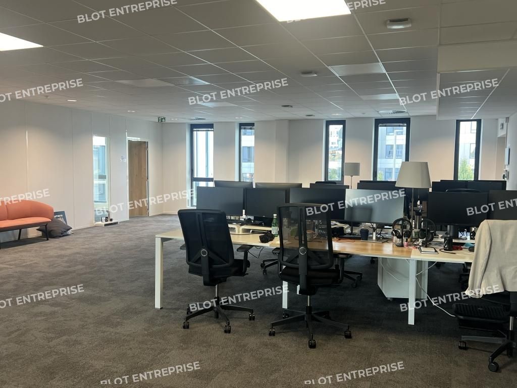 Location bureaux 459 m² non divisibles