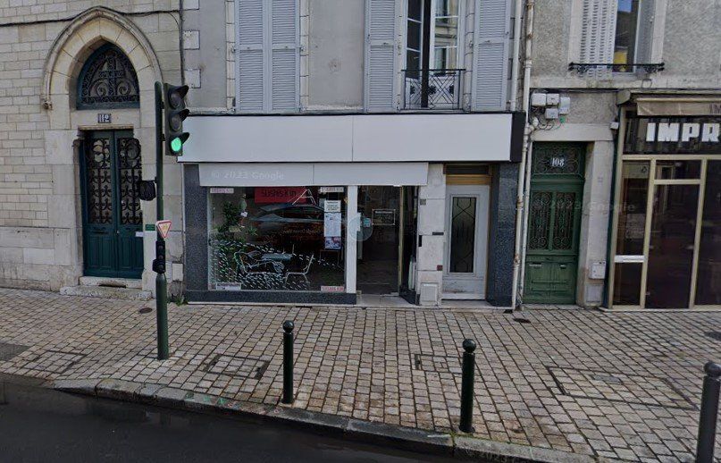 Location local commercial 110 m² à ORLEANS