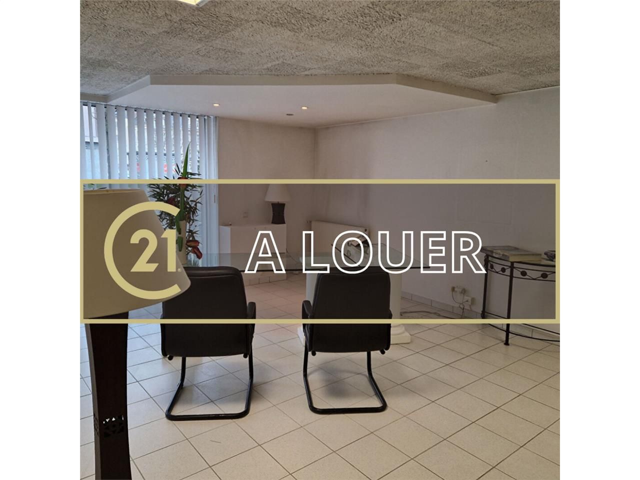 Location local commercial 115.00 m² à CAEN