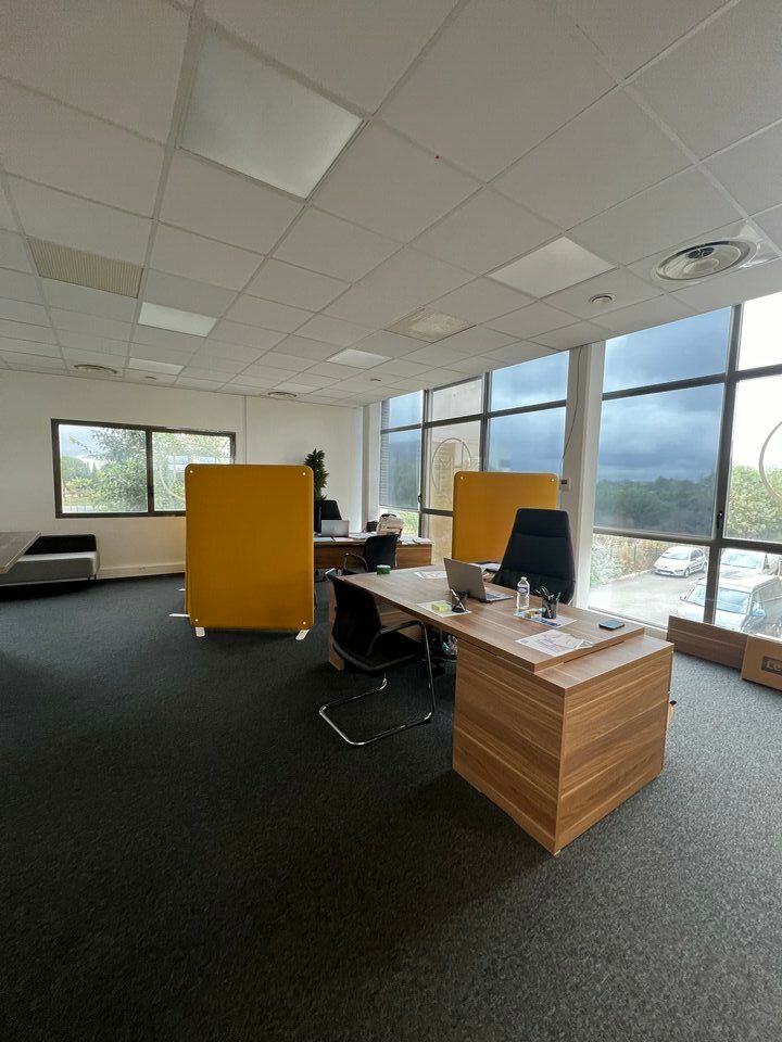 Location bureaux 146 m² non divisibles