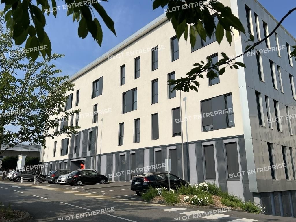 Location bureaux 560 m² non divisibles