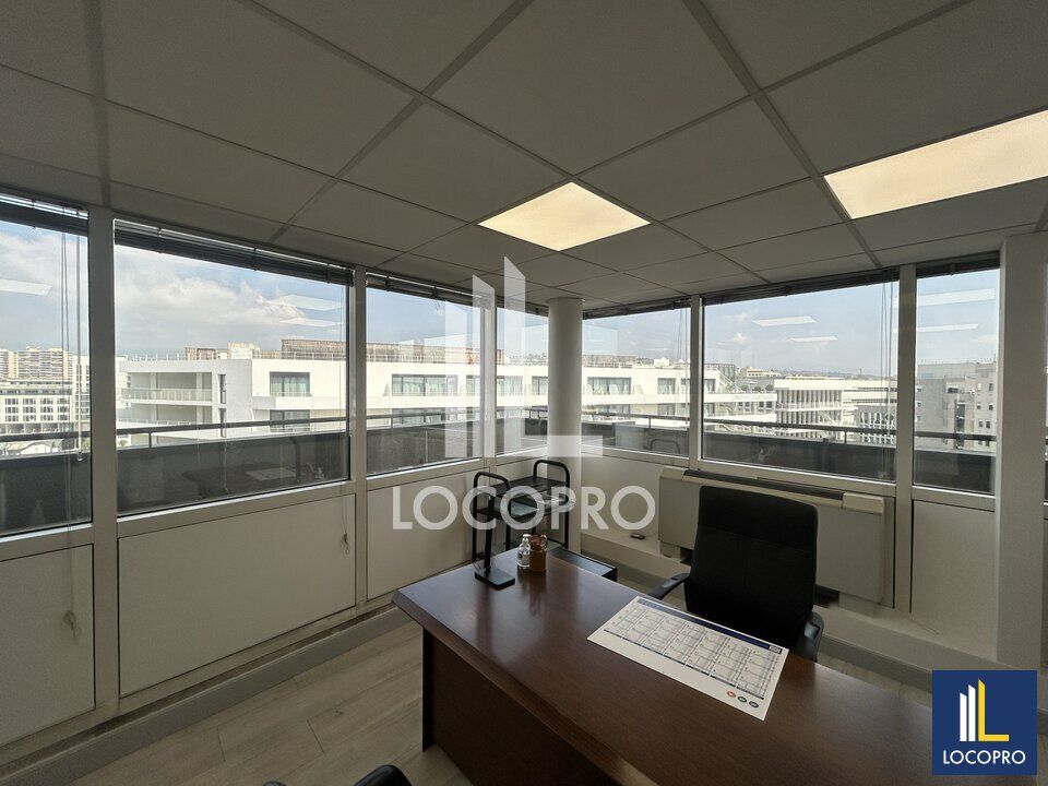 Vente bureaux 480 m² non divisibles