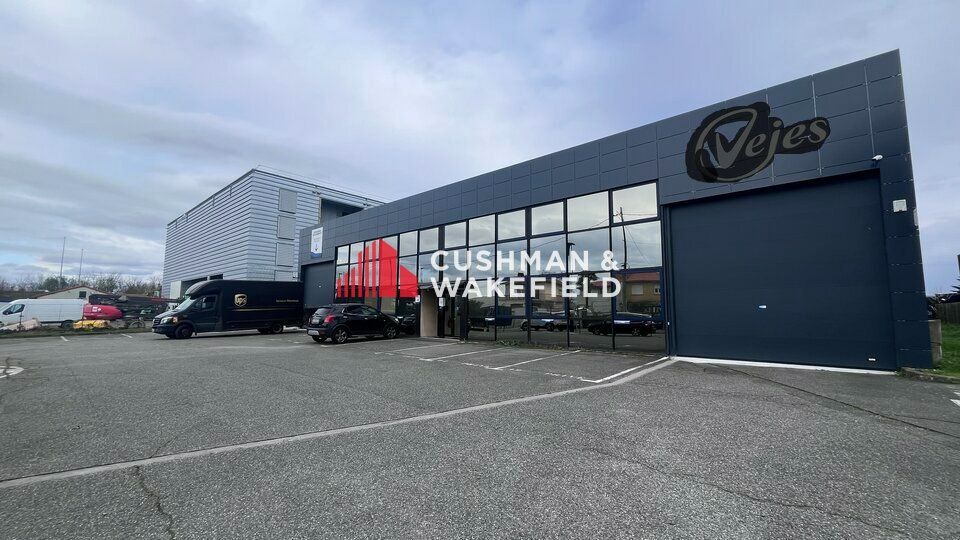 Vente local d''activites 1450 m² non divisibles