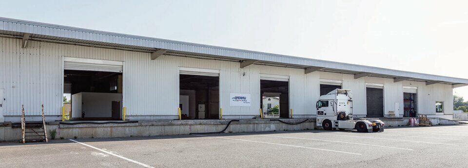 Location entrepot 858 m² non divisibles