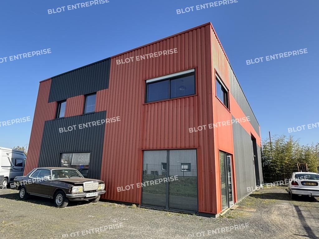 Vente entrepôts 292 m² non divisibles
