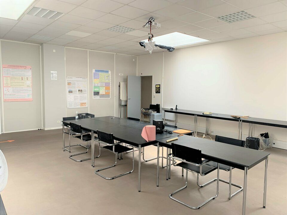 SAINT AVERTIN LOCAL MIXTE A LOUER 750 M²