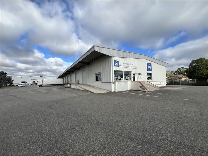Location Entrepôt / Stockage 770 m² non divisibles